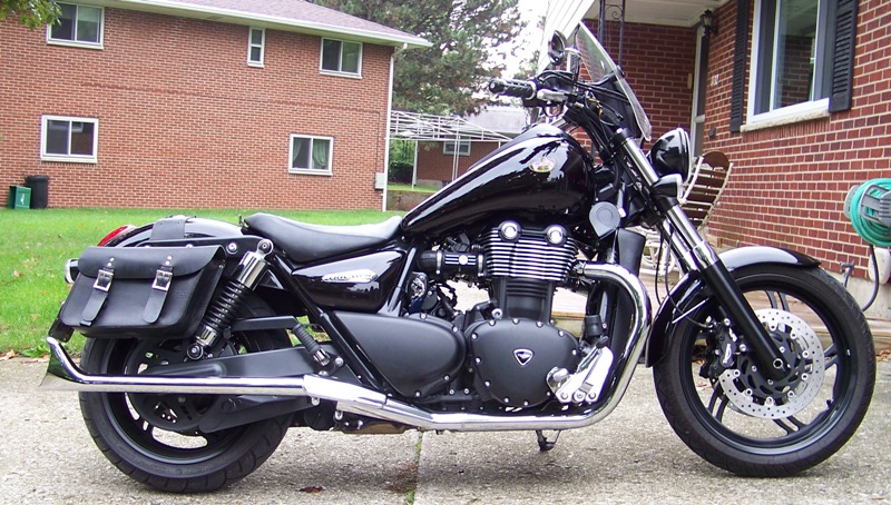 Triumph thunderbird storm discount aftermarket exhaust